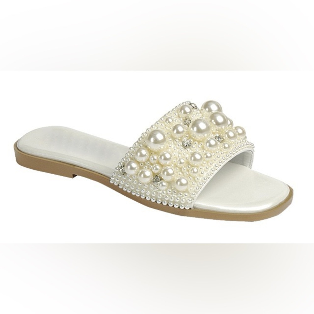 Elegant Pearl Women's Sandals